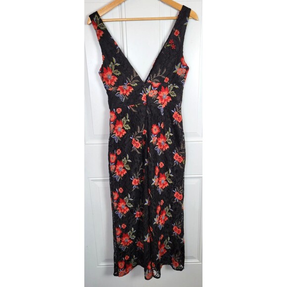 Lovers and Friends Floral Lace Jumpsuit Size S - Picture 9 of 9